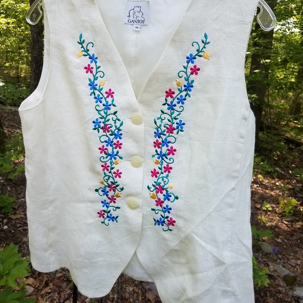 Embroidered linen vest by Gantos